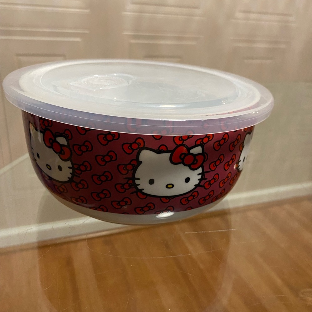- Brand New Hello kitty 7.5” Bowl With Lid